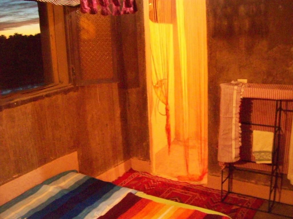 Auberge Toda Kasbah Tinfou Zaouia de Sidi el Mokhtar Ben Ali エクステリア 写真
